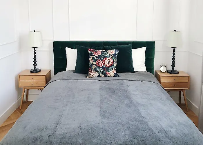 Tcf Home - Apartment With Free Garage